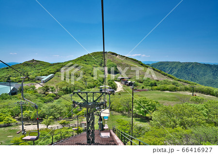 【御在所岳 山上公園 (観光リフト)】 三重県三重郡菰野町大字菰野 ロープウェイ山上公園駅 【御在所岳 山上公園 (観光リフト)】 三重県三重郡菰野町大字菰野 ロープウェイ山上公園駅 66416927