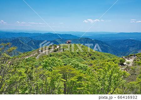 【御在所岳 山上公園】 三重県三重郡菰野町大字菰野 ロープウェイ山上公園駅 66416932