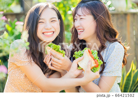 Women, eating, nature Women, eating, nature 66421502