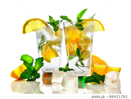 Fresh Iced cocktail 66421761