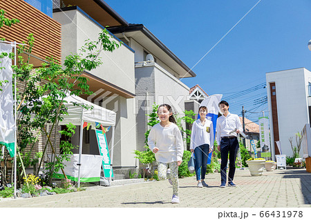モデルハウス 住宅展示場 ハウス展示場 見学の写真素材