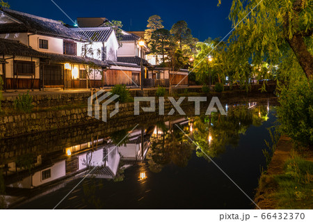 《岡山県》倉敷美観地区の夜・伝統的な街並み《初夏》 《岡山県》倉敷美観地区の夜・伝統的な街並み《初夏》 66432370