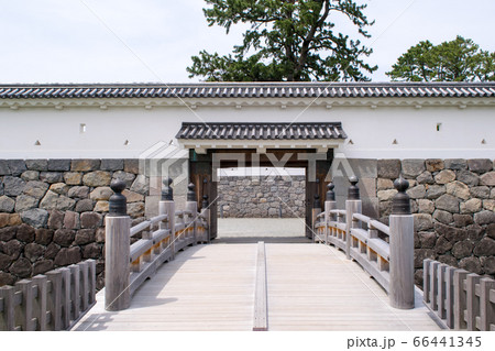 神奈川県　小田原城　銅門（あかがねもん） 66441345