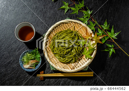 新鮮茶そば Newly made raw soba Japanese foods 66444562