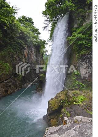 綿ヶ滝 手取峡谷(石川県白山市) 綿ヶ滝 手取峡谷(石川県白山市) 66444725