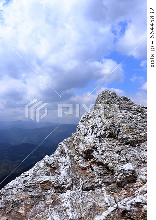 工石山　岩上からの眺め（高知市　白鷲岩）	 66446832