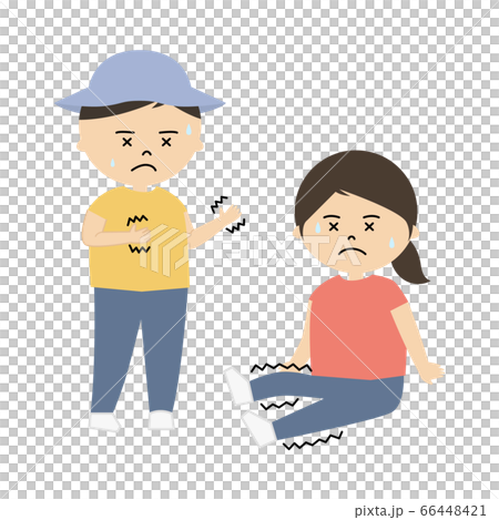手がしびれている男の子と足がしびれている女の子のイラスト 66448421