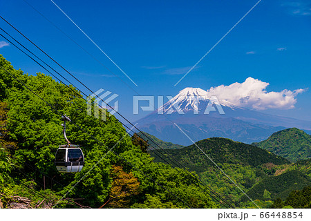 （静岡県）伊豆の国パノラマパーク・ロープウェイと富士山 66448854