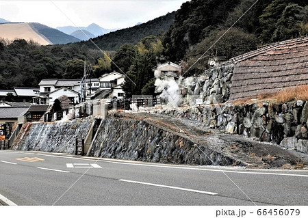 湯けむり立ち上る明礬地獄 湯けむり立ち上る明礬地獄 66456079