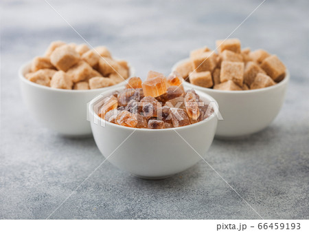 White ceramic bowl plates of natural brown White ceramic bowl plates of natural brown 66459193
