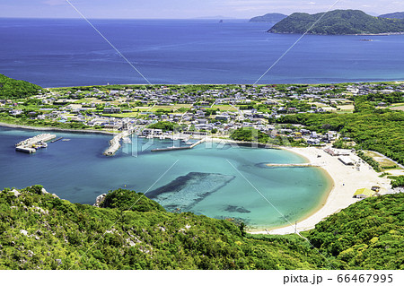 立石山から見た糸島の美しい風景　福岡県糸島市 66467995