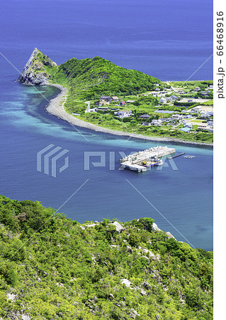 立石山から見た糸島の美しい風景　福岡県糸島市 66468916