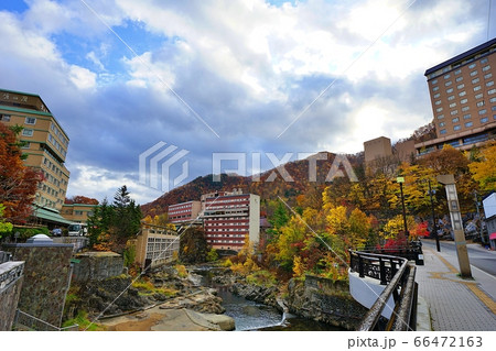 定山渓温泉の紅葉の写真素材