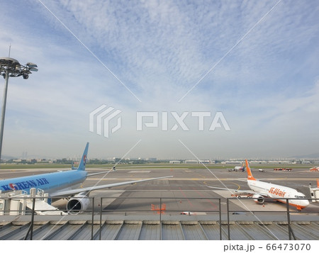 飛行機 飛行 風景 66473070