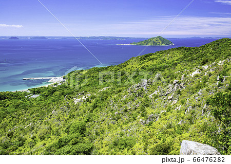 立石山登山道から見た糸島の美しい風景　福岡県糸島市 66476282