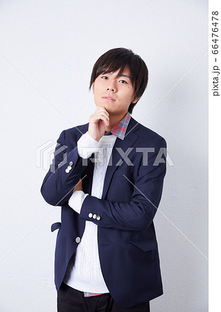 メンズファッション 代前半 若者の写真素材