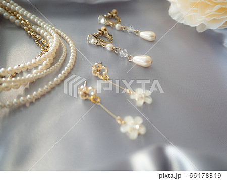 ピアス イヤリング ネックレス ピアス イヤリング ネックレス 66478349