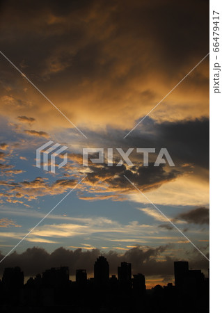 台中摩天楼の夕焼け2 台中摩天楼の夕焼け2 66479417