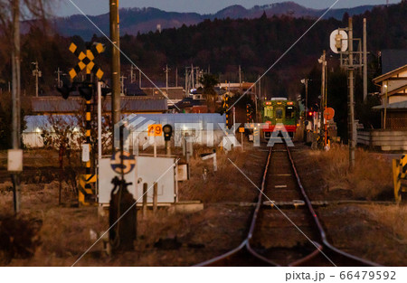 夕暮れの真岡鐵道 66479592