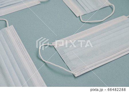 Tipical surgical masks with rubber ear straps Tipical surgical masks with rubber ear straps 66482288