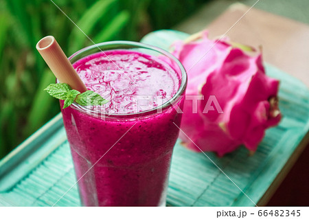 Dragon fruit smoothie in glass Dragon fruit smoothie in glass 66482345