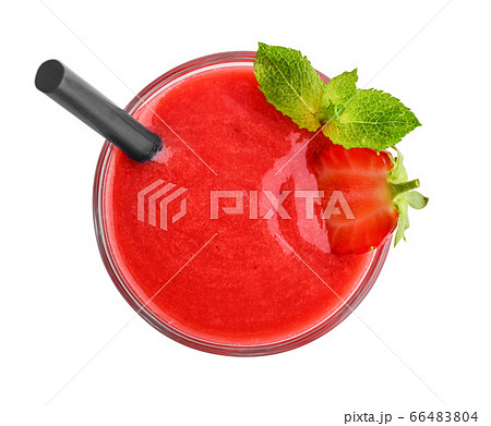 Glass of strawberry smoothie Glass of strawberry smoothie 66483804