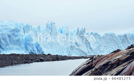 アルゼンチン　ペリトモレノ氷河 66485275