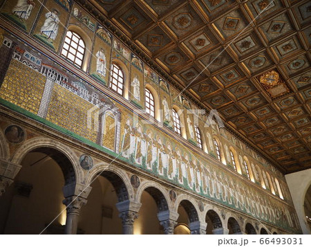 イタリアラヴェンナのモザイク画 整列 イタリアラヴェンナのモザイク画 整列 66493031