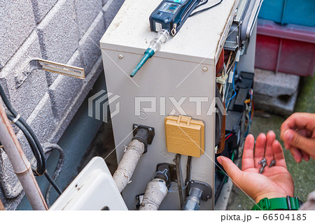 ガス給湯器の保守点検 ガス給湯器の保守点検 66504185