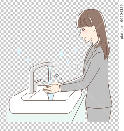 水道水で手を洗う女性 66504329