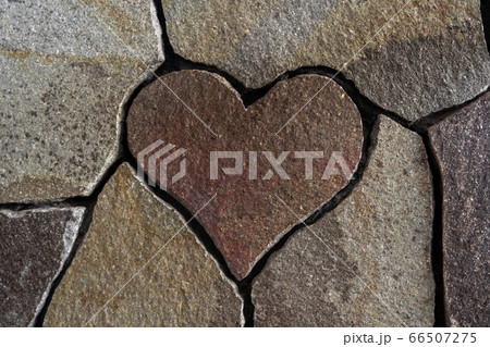 伊勢市　伊勢神宮　おはらい町　地下道　ハートの石 66507275