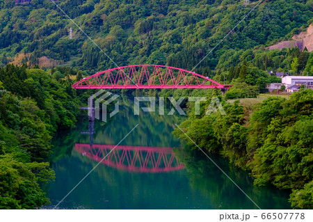 富山・新緑の神通峡と観光橋 富山・新緑の神通峡と観光橋 66507778