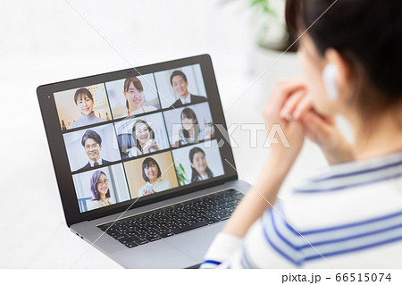 オンライン　パソコン　ミーティング 66515074