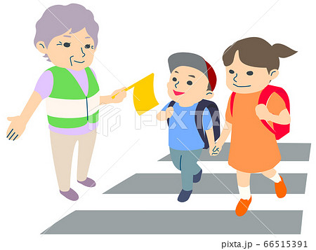 【マスク無】横断歩道で小学生の通学を見守るおばあさん - 主線なし・半袖 66515391