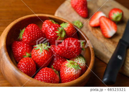 strawberry 66523321