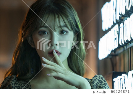 女性 女 女の子 66524871