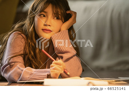 女性 女 女の子 66525141