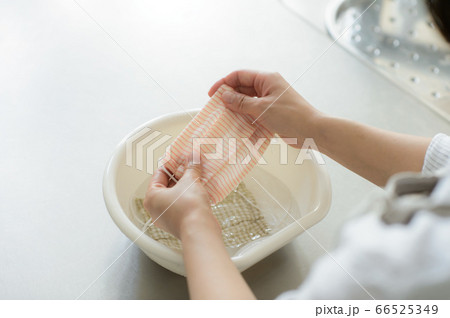 布マスク 洗う 手洗い 布マスク 洗う 手洗い 66525349