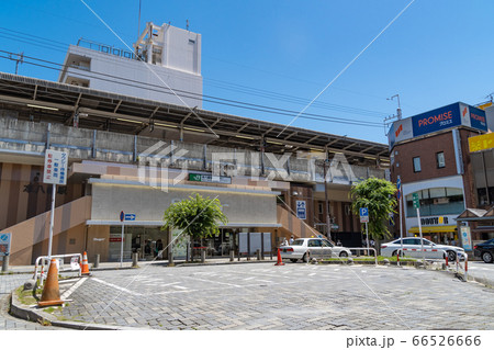 駅前風景　本八幡駅 66526666