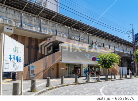 駅前風景　本八幡駅 66526676