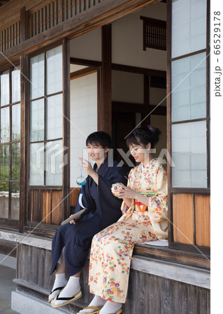 一松邸で涼む 66529178