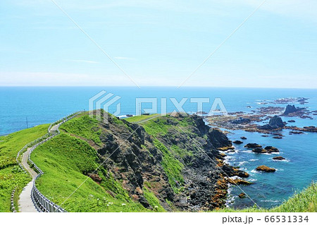 北海道　青空の襟裳岬 66531334