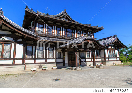 大和郡山城　城址会館　 (旧奈良県立図書館) 66533085