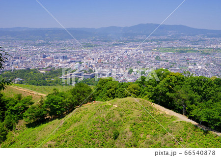爽快若草山・３６０度の眺望ー１８（奈良県庁） 66540878
