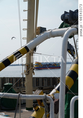 三崎港に着岸した練習船 三崎港に着岸した練習船 66543373