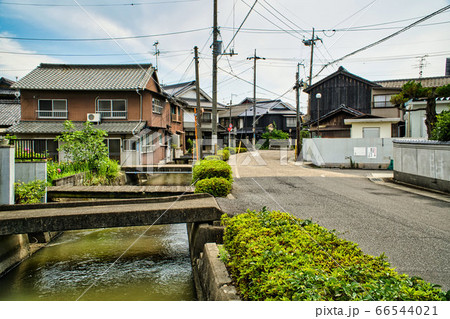 【懐かしい風景】用水路が流れる町並み2 岡山県岡山市東区西大寺 【懐かしい風景】用水路が流れる町並み2 岡山県岡山市東区西大寺 66544021