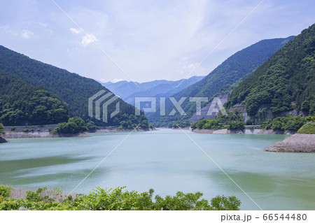 初夏の名栗湖 66544480