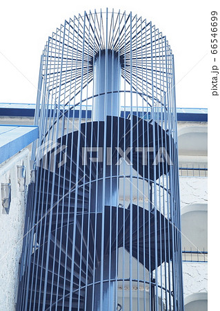 マンションの外階段が螺旋階段の写真素材