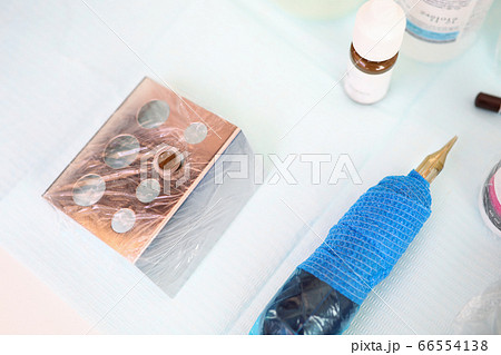 Working desk at cosmetologists office 66554138