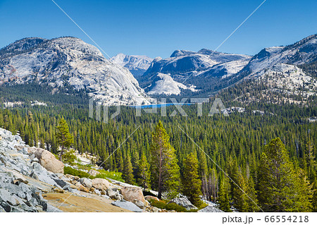 Tenaya Lake with Sierra Nevada in Yosemite National Park, California, USA Tenaya Lake with Sierra Nevada in Yosemite National Park, California, USA 66554218